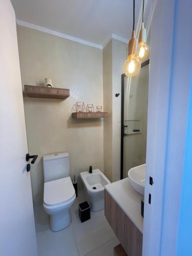 One-Bedroom Apartment image 7
