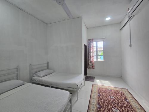 Cantik-La Homestay Kolam Kuala Terengganu 3 Bilik in Bukit Payong