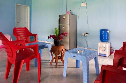 Seadmed, RedDoorz Syariah @ Penginapan Queen Sungai Penuh in Sungai Penuh