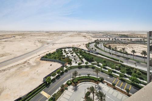 Community view home-Dubai Creek Harbour - By DuStay, Dubai (photo 5)