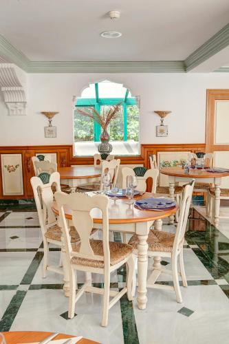 Hotel Rosa - image 10