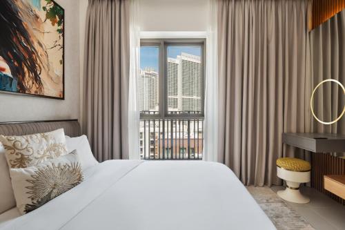 Dubai Creek Poolside view Apartment - By DuStay, Dubaj (fotografie 5)
