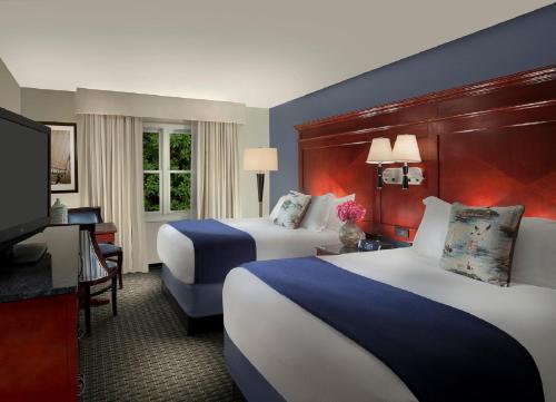 Double Room with Two Queen Beds