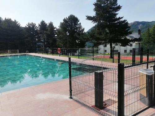 Apartamentos 3000 Formigal - 수영장