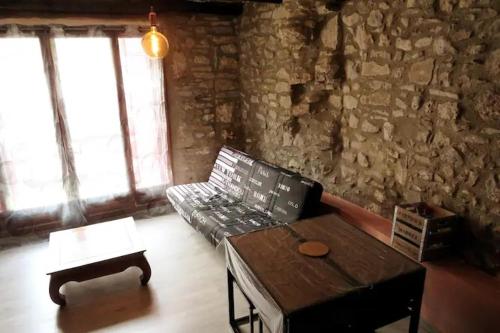 Studio dans maison de village au calme in Dio-et-Valquieres