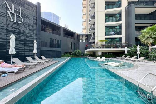 Stunning 1 bedroom Apartment w Burj Khalifa View, Dubái (foto 8)