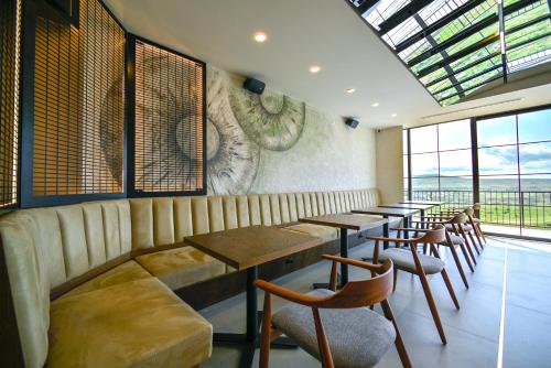 Bar/lounge, Stonehenge Hotel & Restaurant in Tsaghkadzor