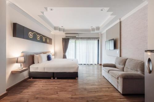 room detail thumbnail 0