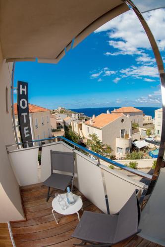 Pogled, Hotel Mediterranee in Calvi