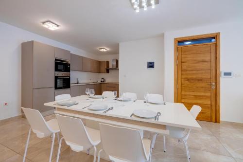 Three-Bedroom Apartment image 6