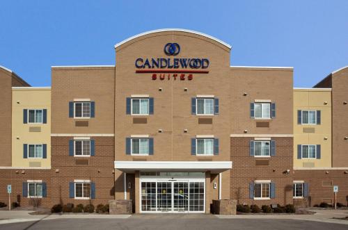 Candlewood Suites Milwaukee Airport - Oak Creek by IHG in Greendale, USA