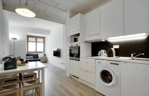 Konyha, Urban Flats Park Guell near Gaudí Ház-Múzeum