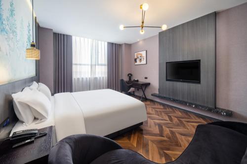 TOWO上品酒店(西安1号线开远门地铁站店) TOWO上品酒店(西安1号线开远门地铁站店)