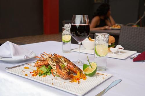 Seaview Gardens Hotel in Kololi