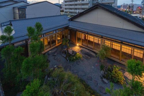 お宿一の華, Takajama