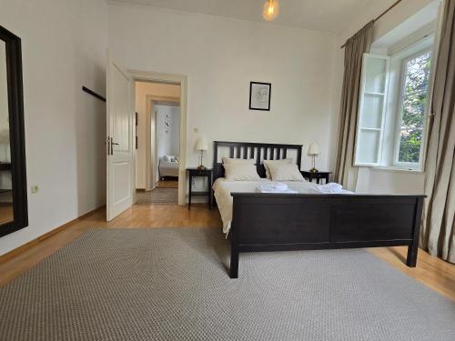 Two-Bedroom Deluxe Apartment image 10