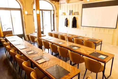 Le Central Boutique Hôtel - image 13