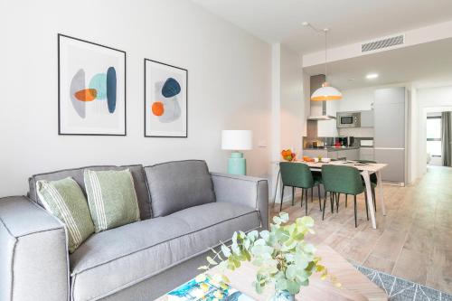 Feelathome Goya Apartments - image 3