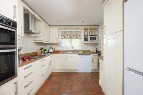 Waterfront House - image 5