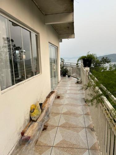 Casa independiente hermosa vista in Praia Grande