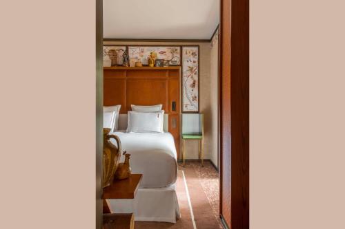 Brach Madrid - Evok Collection - Photo 1