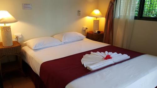 Grand West Villas, Nadi (photo 10)