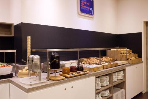 Holiday Inn Express Friedrichshafen an IHG Hotel - image 4