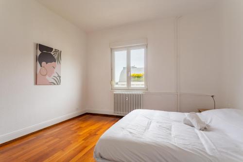 Two-Bedroom Apartment image 5