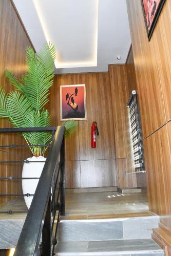 Keneuro hotel & suites in Amuwo Odofin