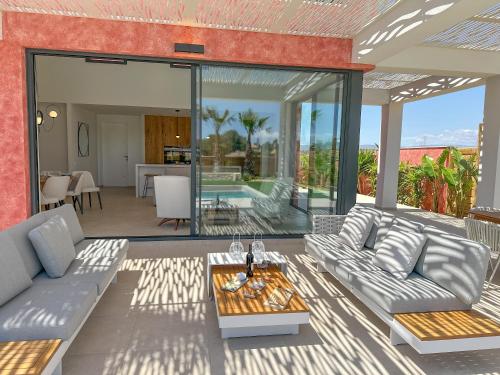 Létesítmények, Desert Springs Resort in Las Cunas