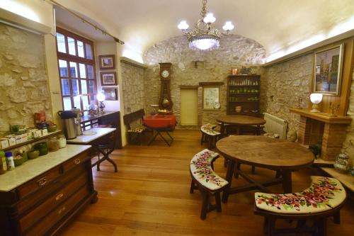 Pensio Bellmirall in Centre de Girona