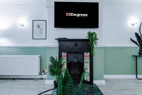 NEW! 4-Bed Home in Manchester by 53 Degrees Property, Ideal for Business & Long Term Contractor Stays, Sleeps 10!, Манчестер (фото 4)