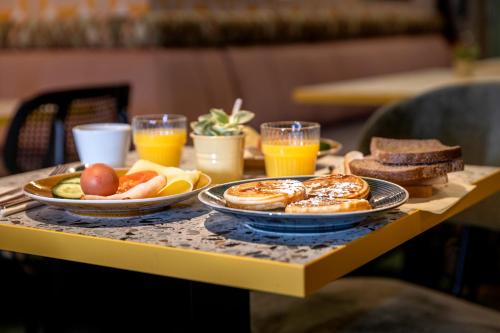 Tourist Inn Hotel Amsterdam, Амстердам (фото 11)