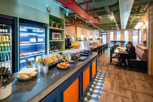 Tourist Inn Hotel Amsterdam 4