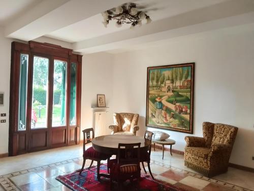 Iekārtas, Villa Gildanna2 in Orio Litta