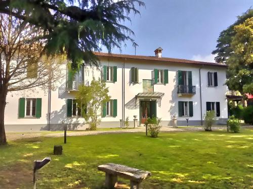 Dārzs, Villa Gildanna2 in Orio Litta