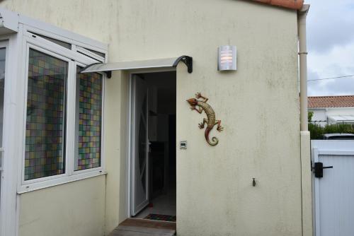 Maison douillette à 600m de la plage (Maison douillette a 600m de la plage) in Saint Michel Chef Chef