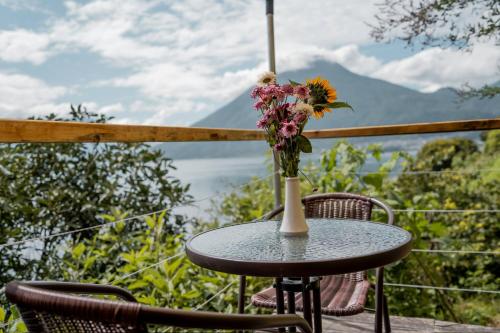 Erkély/terasz, Fuego Atitlan Eco-Hotel in San Marcos La Laguna