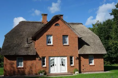 Haushälfte Luv und Lee in Tating, Deutschland