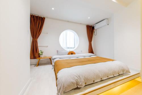 西安市中心钟楼整套四室一厅一厨两卫 西安市中心钟楼整套四室一厅一厨两卫