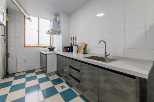 西安市中心钟楼整套四室一厅一厨两卫 西安市中心钟楼整套四室一厅一厨两卫