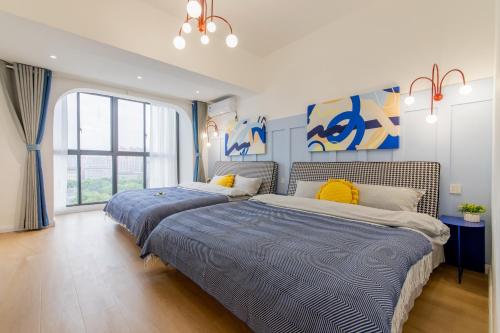 西安市中心钟楼整套四室一厅一厨两卫 西安市中心钟楼整套四室一厅一厨两卫