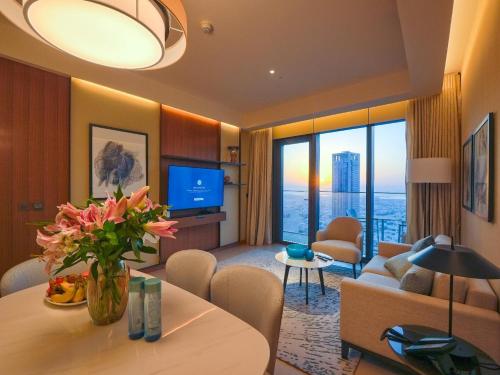Super luxurious 2 BR Burj Khalifa & Fountain View - image 2