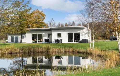  Holiday Home Dyrefolden Ringkøbing Denm in Hee