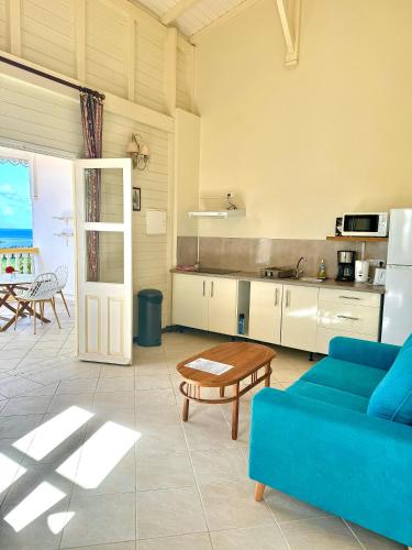 Cottage 2 ou 3 personnes Vue Mer room in Le Domaine Saint Aubin