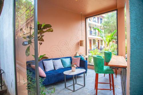 Uitzicht, The Explorers Hub in Kampala