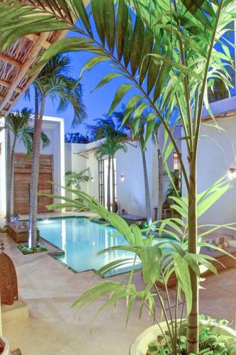Posh large Villa Minutes from the Beach in Tulum, Mexico
