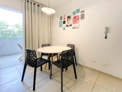 Two-Bedroom Apartment image 5