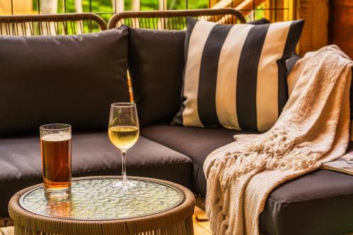 Modern Cabin - The Emerald Nest Modern Cabin - The Emerald Nest