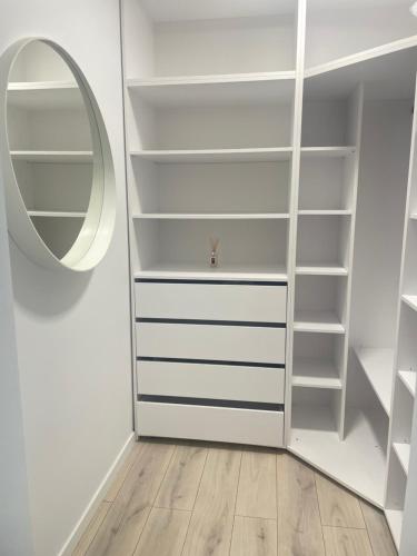 Urban Escape APT - Netflix & Max Urban Escape APT - Netflix & Max